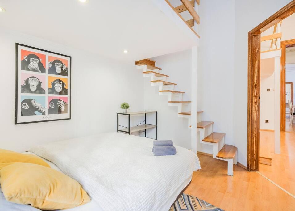 Apartment Secluded Spacious Oasis-best Location In Downtown *